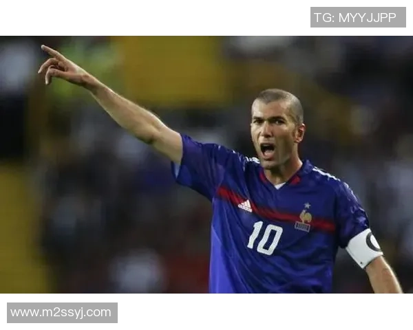 足球明星的象征意义与文化影响力探析