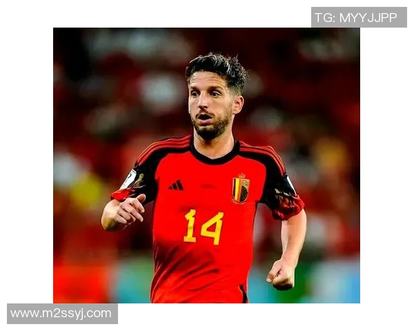 身披6号球衣的足球传奇人物及其辉煌职业生涯回顾 身披6号球衣的足球传奇人物及其辉煌职业生涯回顾